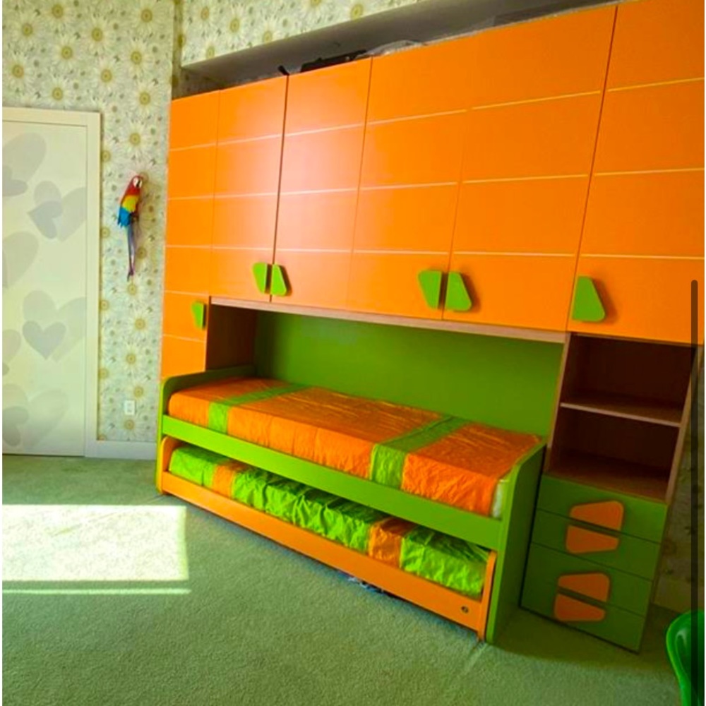 Twin bed cover (green)
